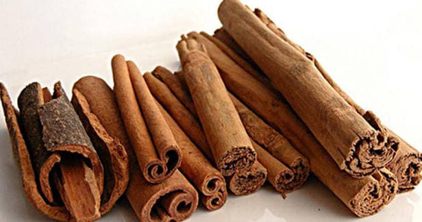 ۱۲ فایده شگفت‌انگیز چای دارچین برای سلامتی