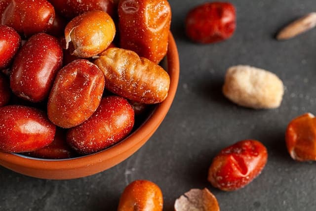 سنجد قوی‌تر از مسکن