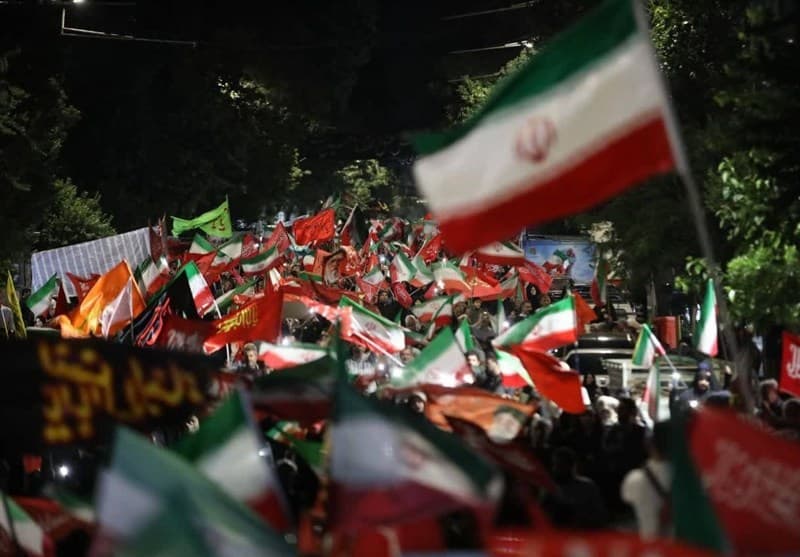 تداوم حماسه‌آفرینی بوشهری‌ها در حاشیه خلیج‌فارس