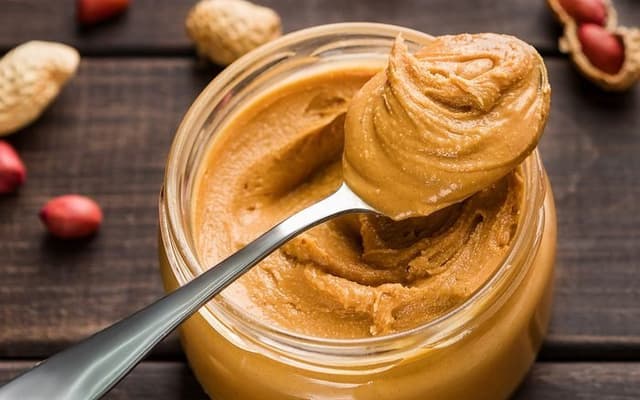 چرا آلرژی به بادام زمینی برای بعضی افراد مرگبار است؟