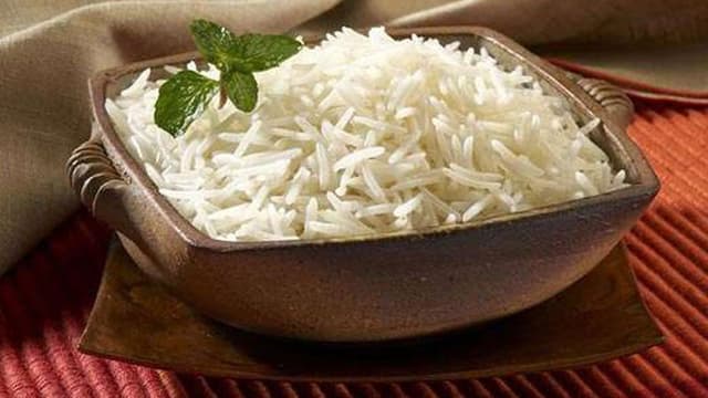 چرا نگهداری صحیح برنج پخته اهمیت دارد؟