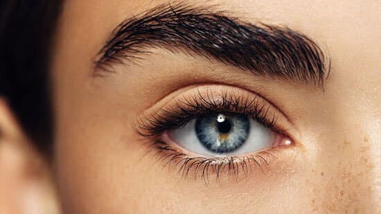 چرا دچار درد بین ابرو می‌شویم؟
