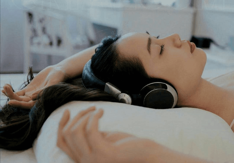 گوش کردن به کدام موسیقی واقعا درد را کم می کند؟