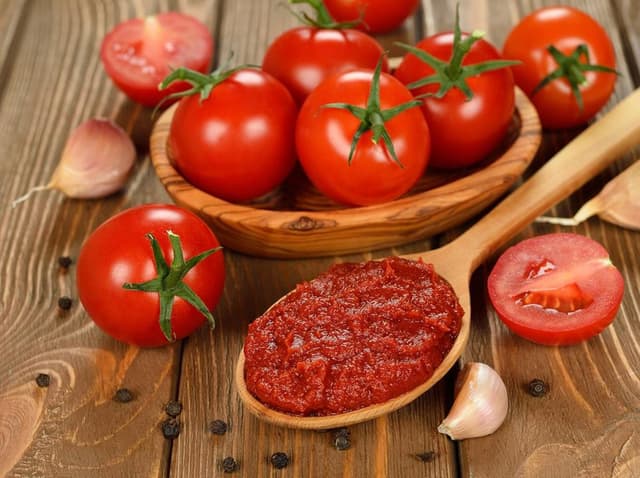 گوجه‌فرنگی و لیکوپن؛ پژوهش‌های تازه از نقش آن در سلامت قلب، مغز و پیشگیری از سرطان می‌گویند