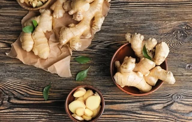زنجبیل و تأثیر احتمالی آن بر بهبود مشکلات گوارشی