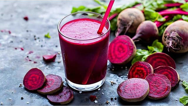 آب چغندر و عملکرد ورزشی؛ شواهد جدید چه میگویند؟