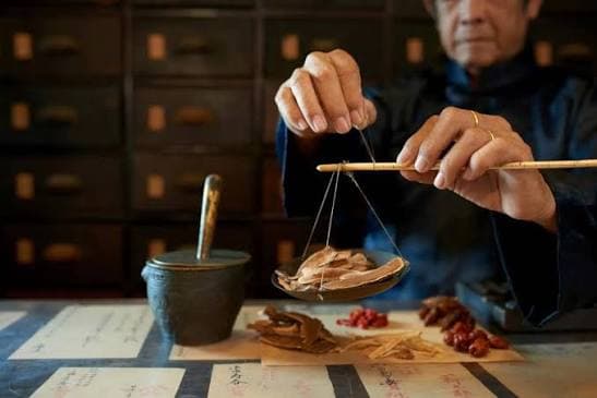 پژوهش جدید، شواهد علمی درباره کاربرد طب سنتی چین در درمان کولیت اولسراتیو را بررسی کرد
