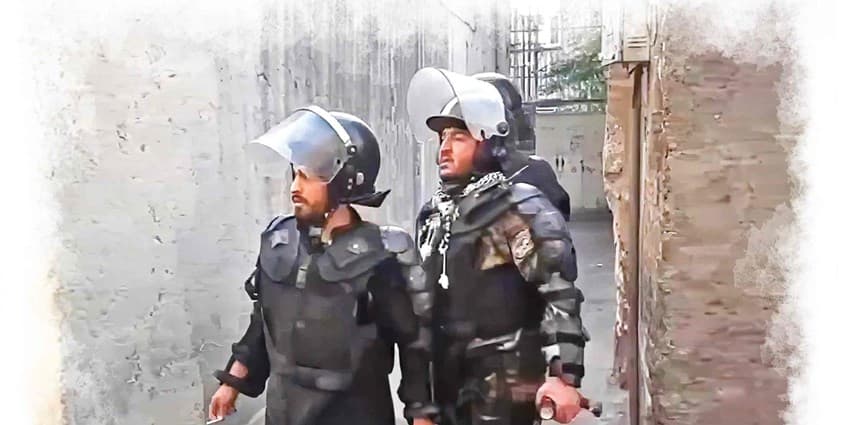 ماجرای جولان پلیس‌نماها در شهر+عکس