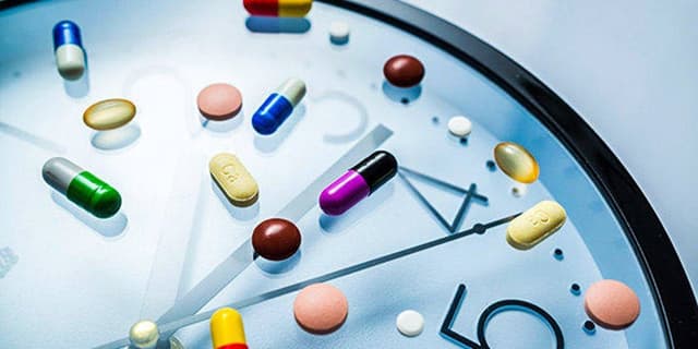 بهترین ساعت برای جذب ویتامین های مختلف در روز