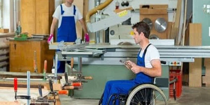 معلولان کد خدمتی دریافت می‌کنند