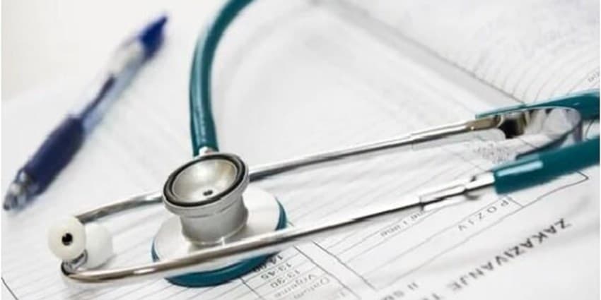 ابطال پروانه جعلی مطب ۷۴ پزشک