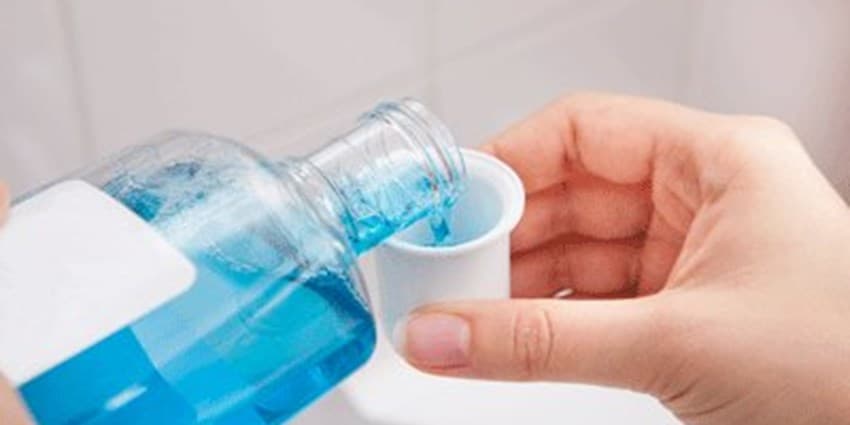 خطر استفاده روزانه از دهانشویه‌ حاوی الکل