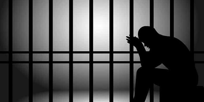 اخبار حوادث | ۶ سال حبس برای مردی که دخترش را به خاطر آبرو به قتل رساند