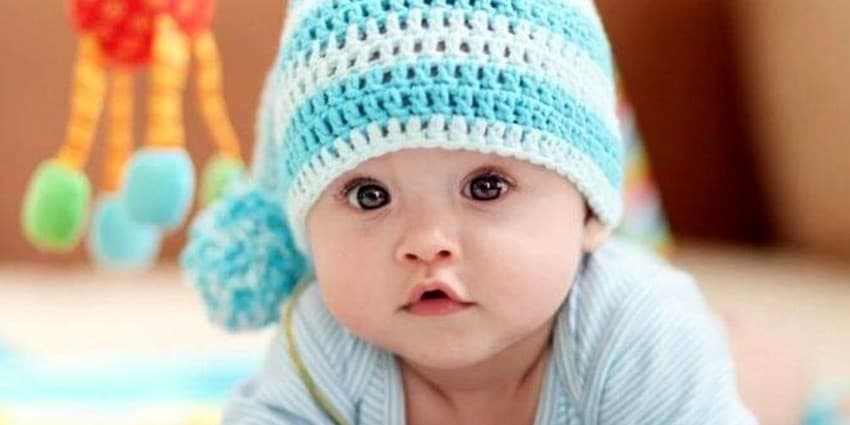 راهکارهای سریع برای کاهش استفراغ نوزاد + اینفوگرافیک