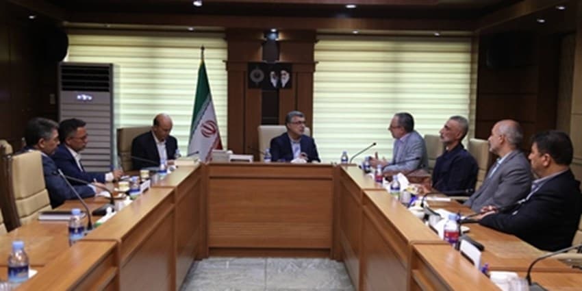 نشست فرماندهان بهداشت و درمان نیروهای مسلح و وزیر بهداشت