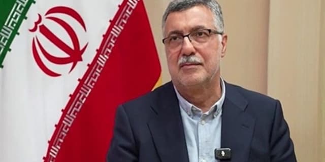 ظفرقندی: تلاش کنیم نخبگان برای خدمت به مردم در کشور بمانند