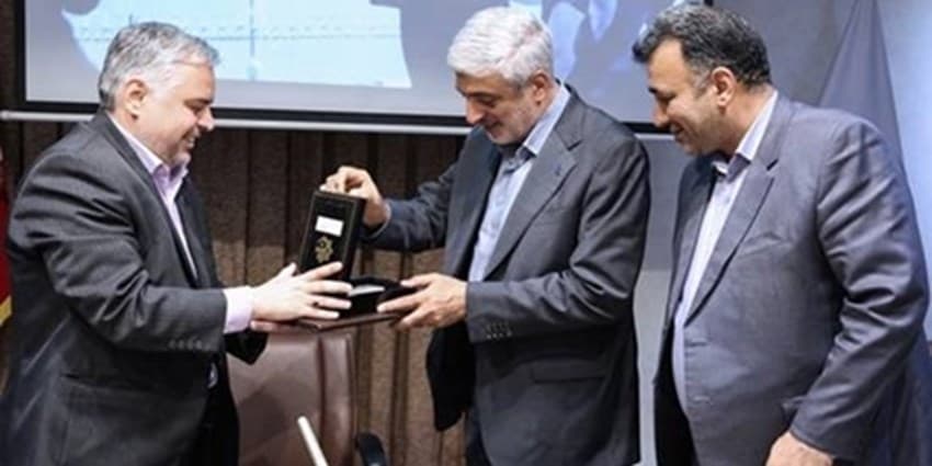آیین تجلیل از خادمان سلامت اربعین دانشگاه علوم پزشکی ایران برگزار شد