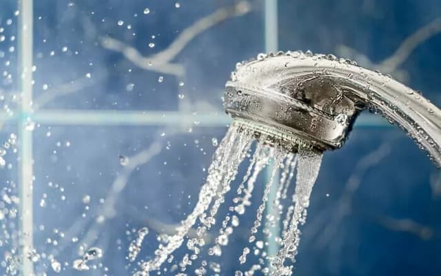 چند هشدار مهم برای افرادی که هرروز دوش می گیرند