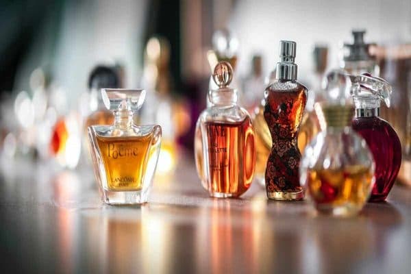 بهترین نقاط بدن برای عطر زدن