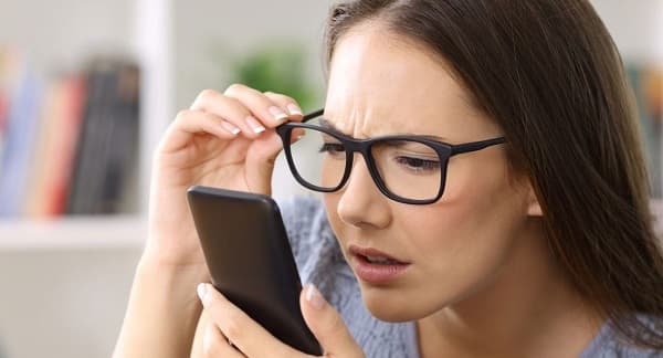 این علائم در چشم شما هشداردهنده کمبود ویتامین B12 است
