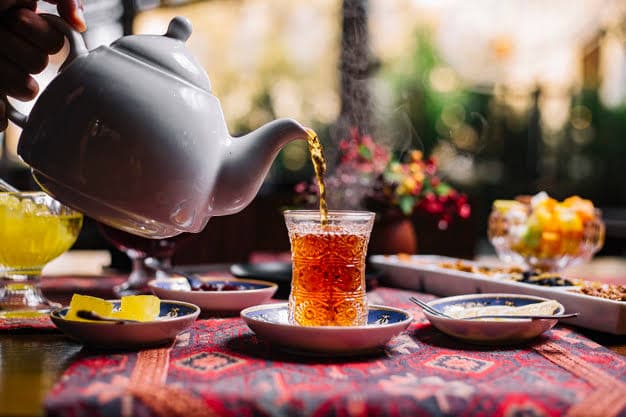 چای فقط نوشیدنی نیست؛ پژوهشها از ارتباط مصرف چای با سلامت قلب و مغز میگویند