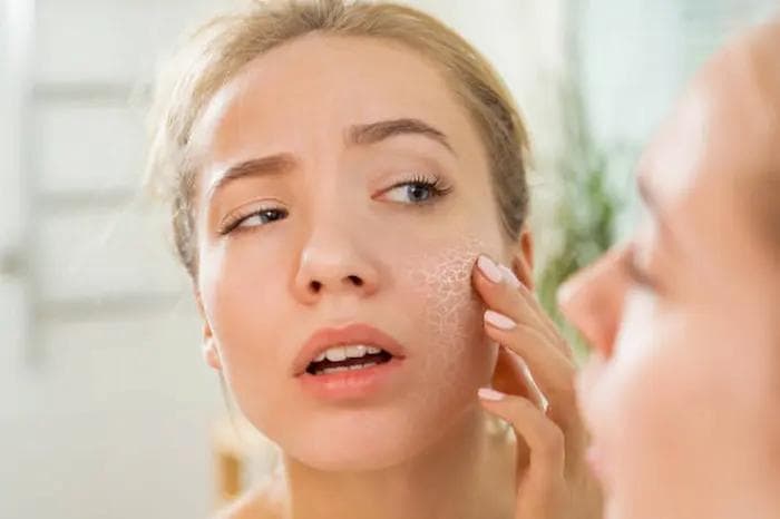 چرا پوست بعد از شستوشو احساس کشیدگی میکند؟