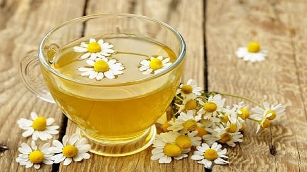 این گیاه استرس، اضطراب، سرماخوردگی، تهوع، استفراغ را از بین می برد