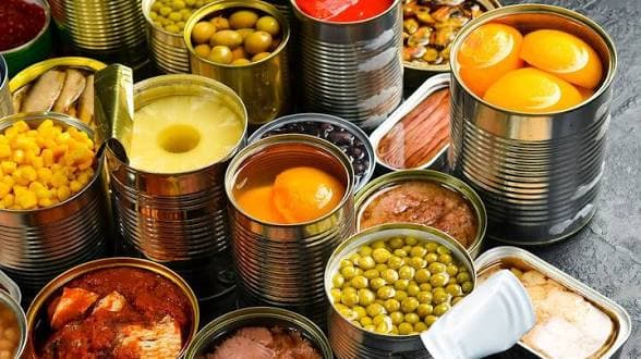 مطالعه جدید: غذاهای فوقفرآوریشده حتی با کالری برابر، واکنش متفاوتی در بدن ایجاد میکنند