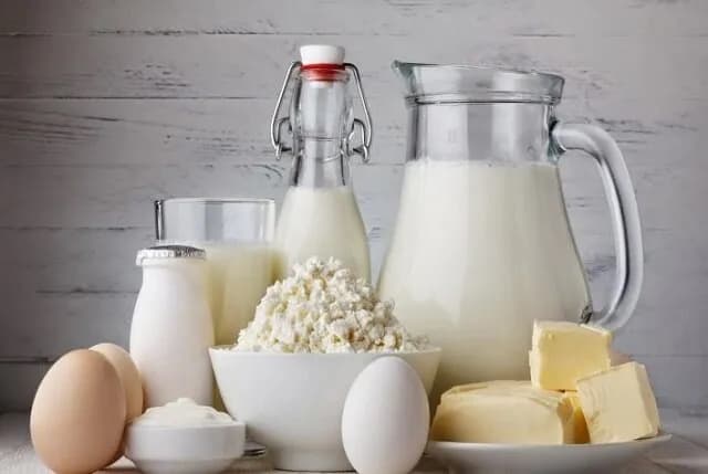 وزارت بهداشت: مصرف لبنیات در ایران به کمتر از یک واحد در روز رسیده است