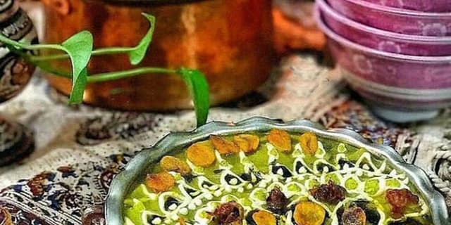 خواص آش رشته و فواید مواد غذایی مورد استفاده در آن