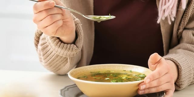 مبتلایان به آنفلوانزا، چه بخورند و چه نخورند؟