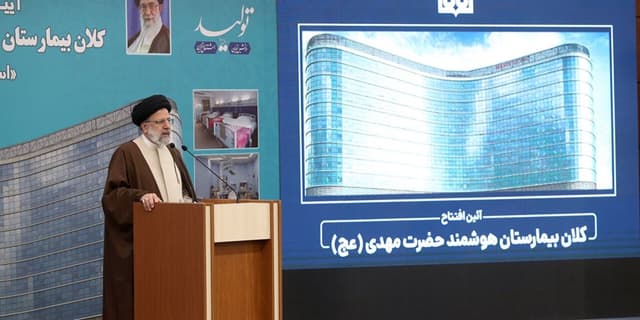برنامه دولت به سامان رساندن کارهای نیمه تمام در حوزه سلامت است