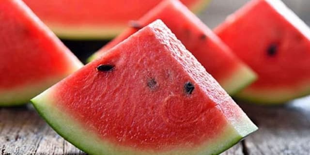 كدام میوه ها قند بیشتری دارند
