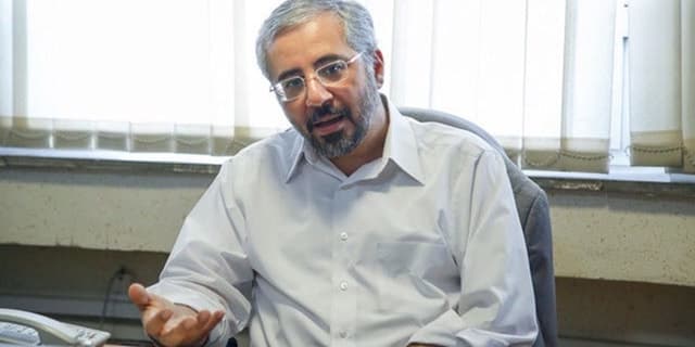 چه کسی باید سکاندار وزارت بهداشت باشد؟