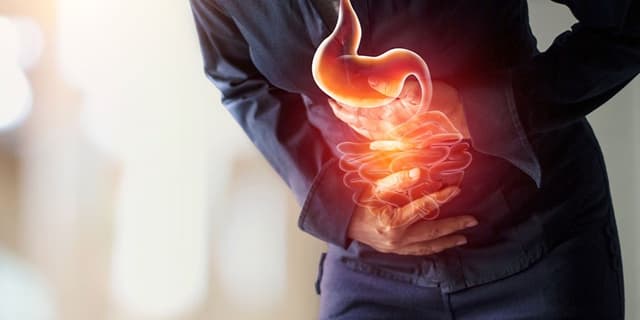 زخم اثنیعشر چه علائمی دارد و چرا به وجود میآید؟