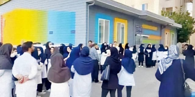 ۸۰ درصد پرستاران شیراز در اعتصاب