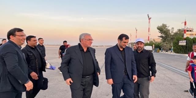 وزیر بهداشت وارد آبادان شد