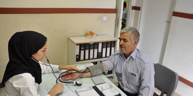 آقاي وزير! نسخه «پزشک خانواده» را بازنويسي كنيد