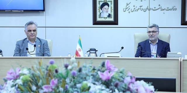 توصيههاي رئیس کل نظام پرستاری به وزیر بهداشت