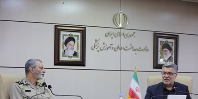 دیدار وزیر بهداشت و فرمانده کل ارتش جمهوری اسلامی ایران