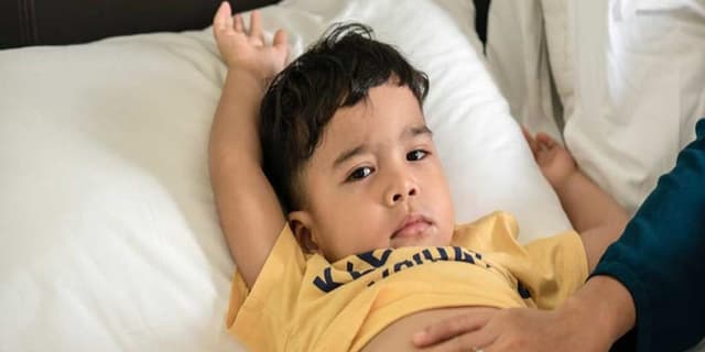 چهارده علامت انگل ژیاردیا