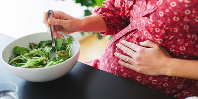 زنان برای بارداری سالم چی بخورند؟