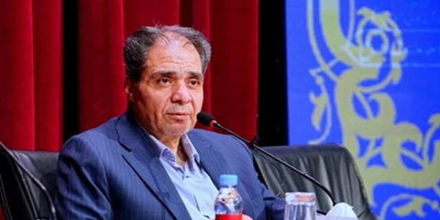 عمل در حیطه شغلی باید بر مدار اخلاق باشد